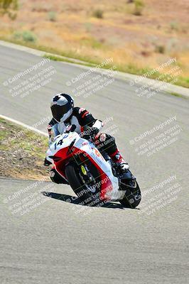 media/Apr-13-2025-TrackXperience (Sun) [[fb1ef998a6]]/Level 2 (Intermediate)/Turns 4 and 6 (Session 4)/